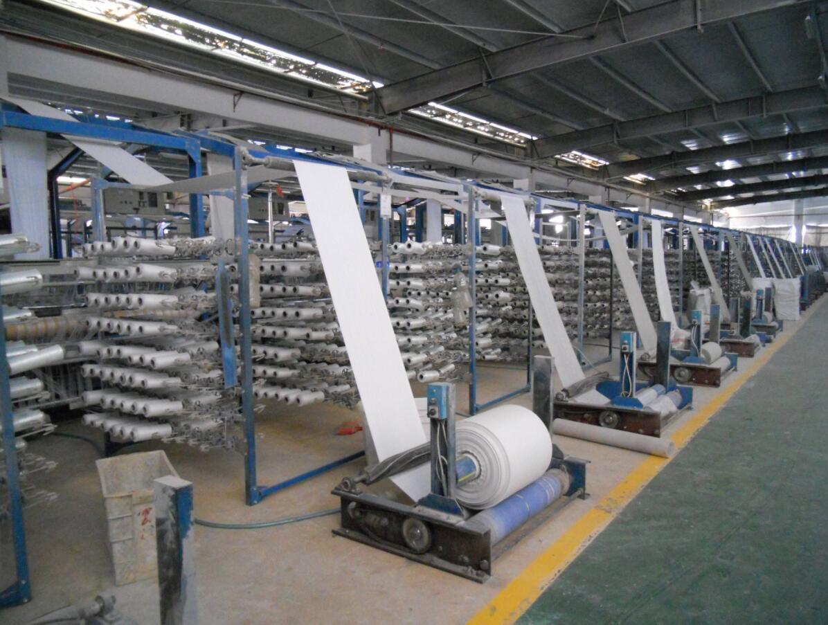 编织袋生产车间